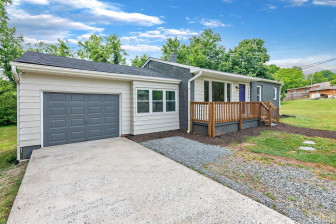 1904 Ashland Dr Burlington, NC 27217