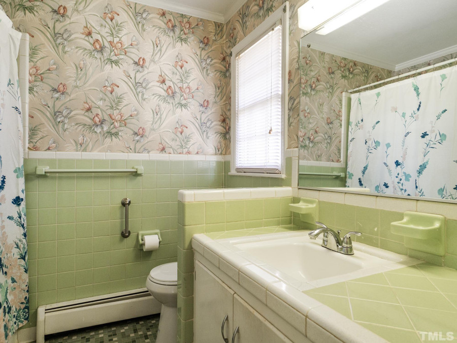 719 Sellars Mill Rd Burlington, NC 27217