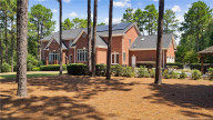 16 Mulbren Ct Pinehurst, NC 28374