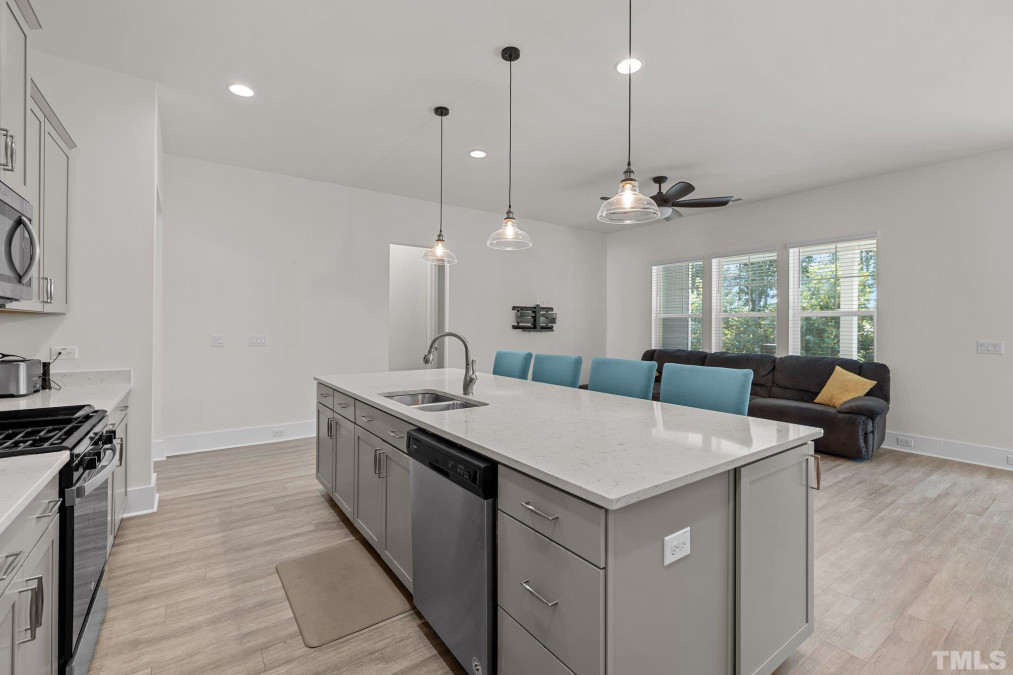 362 Warm Wind Dr Clayton, NC 27527