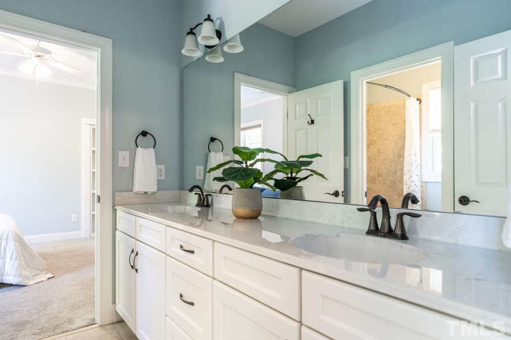 2304 Heartley Dr Raleigh, NC 27615