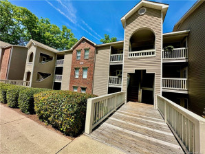 698 Bartons Ldg Fayetteville, NC 28314