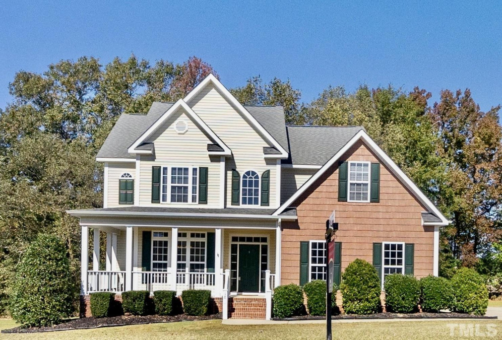 18 Pleasant Ln Willow Springs, NC 27592