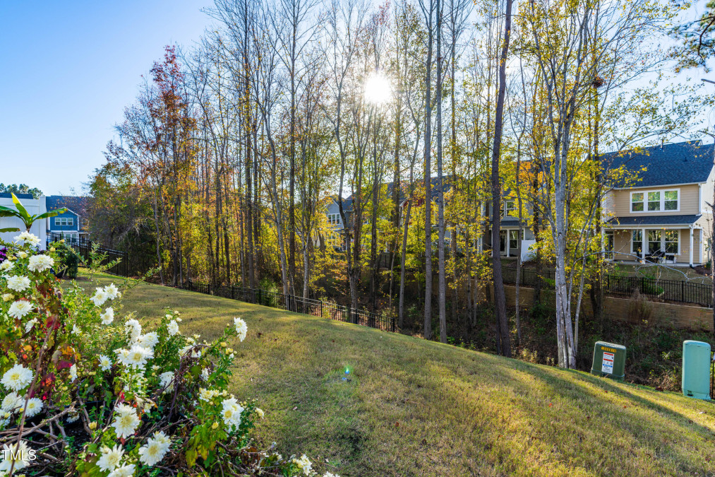 108 Tuttle Trail Trl Holly Springs, NC 27540