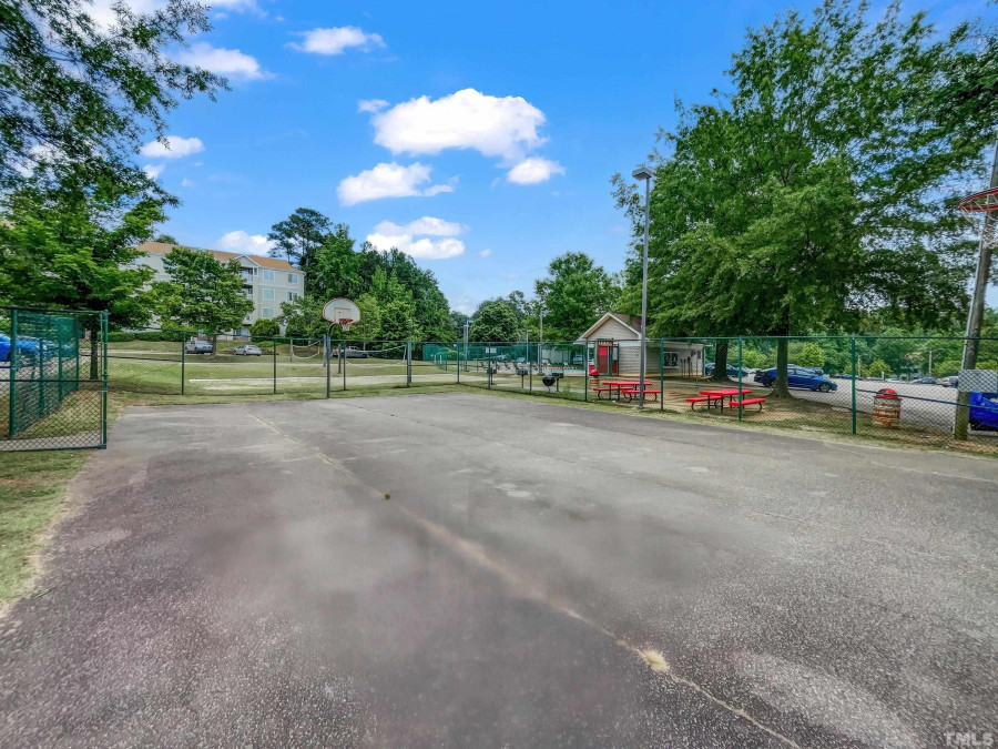 1251 University Ct Raleigh, NC 27606