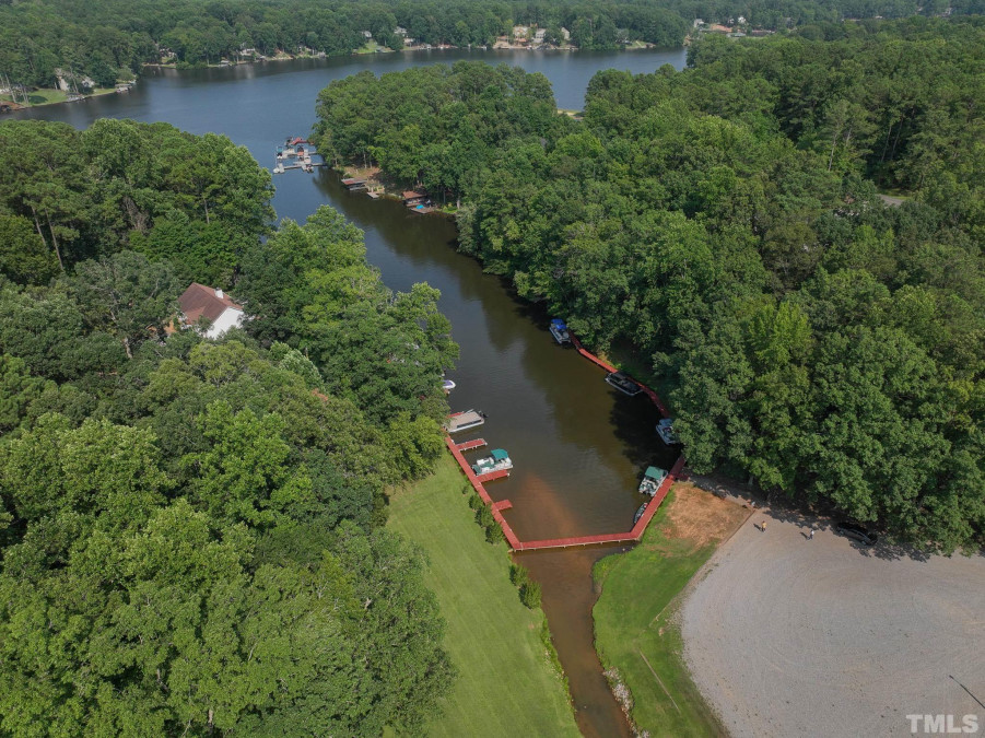 110 Blackfoot Dr Louisburg, NC 27549