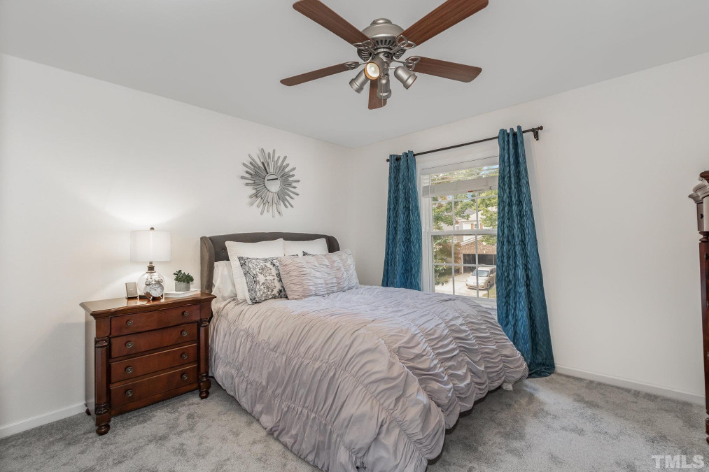 530 Emerald Downs Rd Cary, NC 27519
