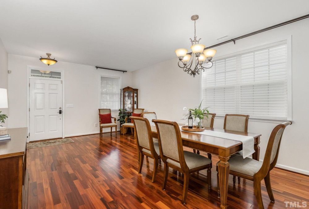 530 Emerald Downs Rd Cary, NC 27519