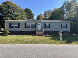 208 Burton Avenue Ave Dunn, NC 28334