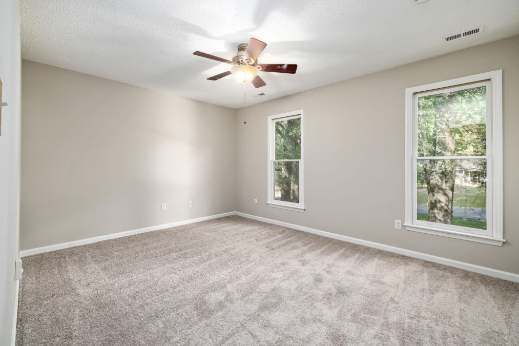 8708 Harrogate Ct Raleigh, NC 27613