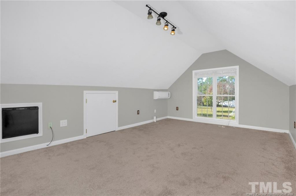 305 Lionshead Rd Fayetteville, NC 28311