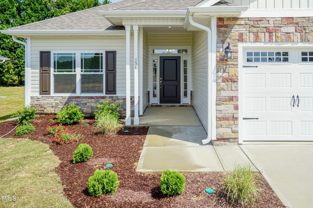 51 Sunburst Ct Fuquay Varina, NC 27526