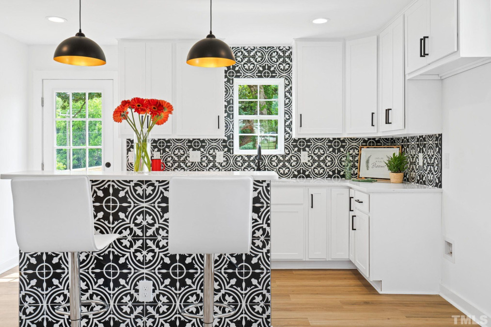 646 Burch Bridge Rd, Burlington, NC 27217 Raleigh Realty