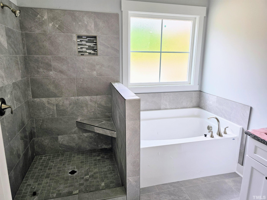 64 Tarheel Landing Dr Benson, NC 27504