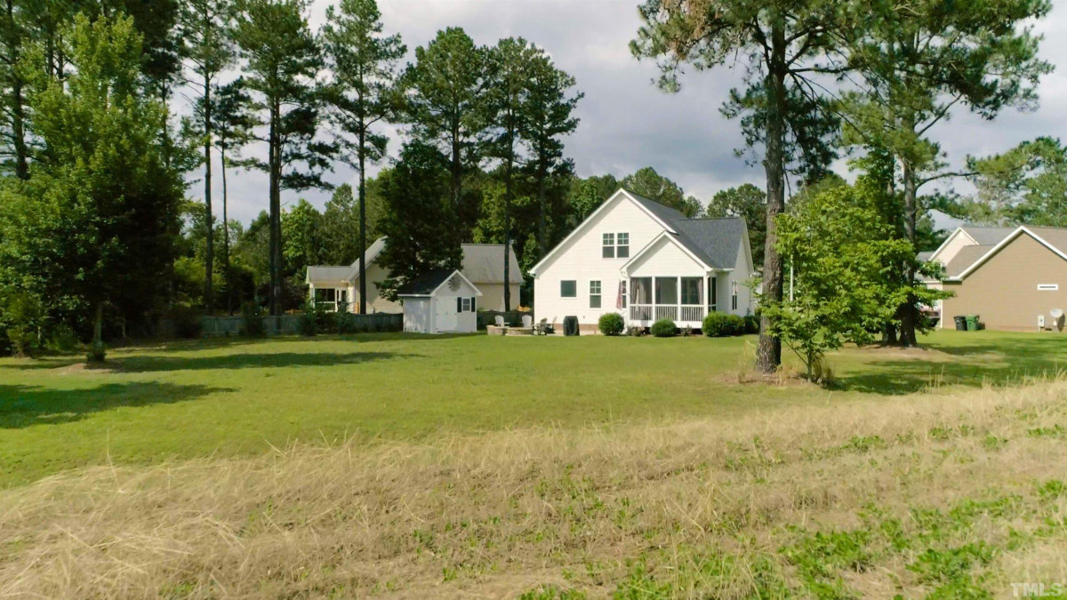 22 Ballards Mill Ct Fuquay Varina, NC 27526