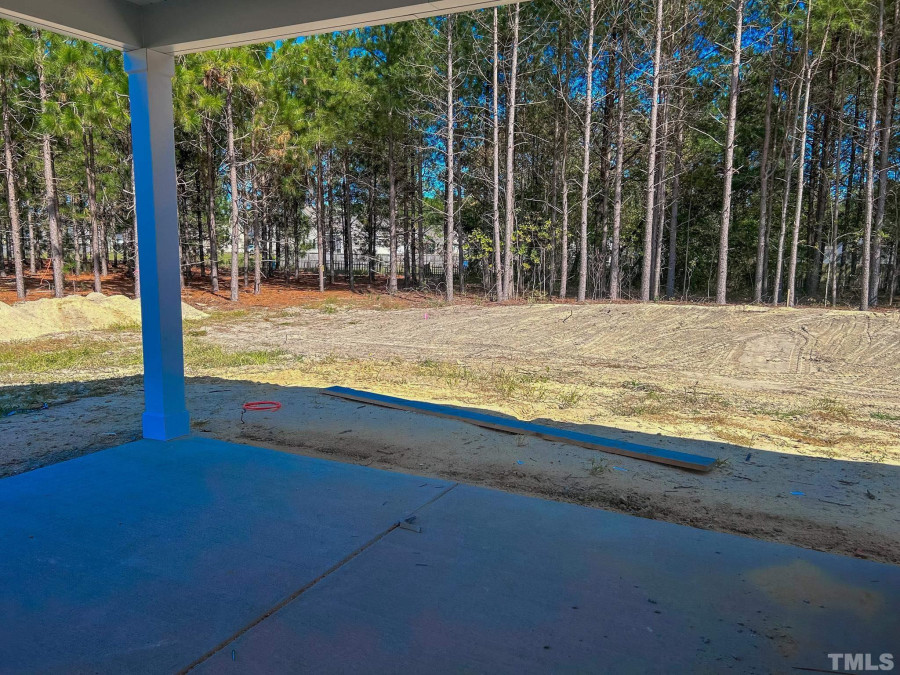 29 Beacon Hill Rd Lillington, NC 27546