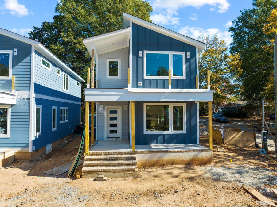 The Blue Bungalow- NC State, ITB, Cameron Village - Raleigh