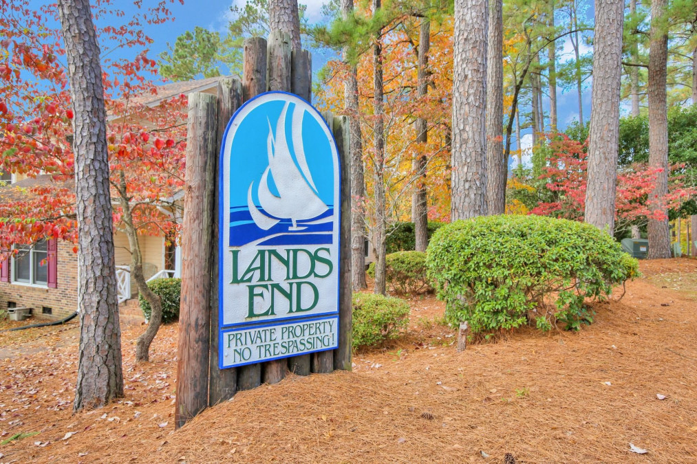 401 Lands End Ct Fayetteville, NC 28314