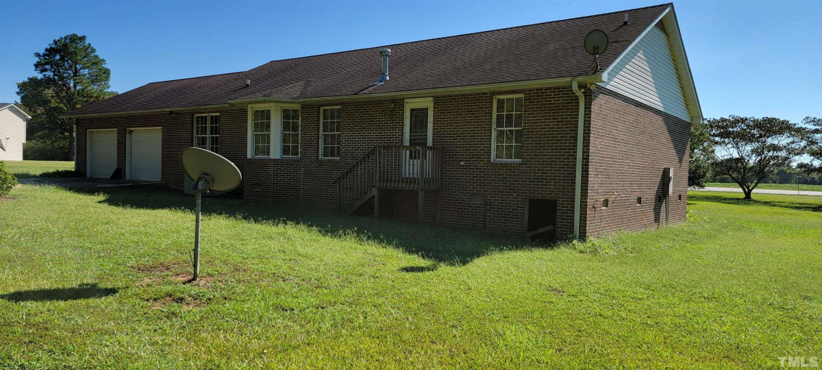 6980 Carbonton Rd, Sanford, NC 27330 Raleigh Realty