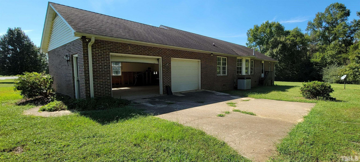 6980 Carbonton Rd, Sanford, NC 27330 Raleigh Realty