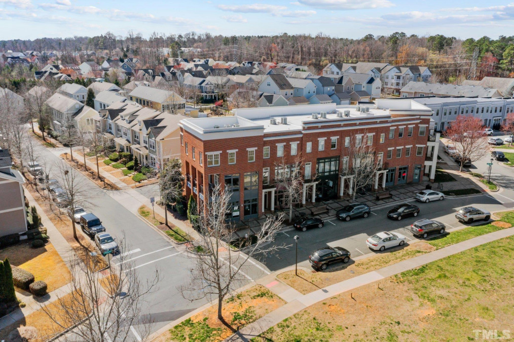 258 Winmore Ave Chapel Hill, NC 27516