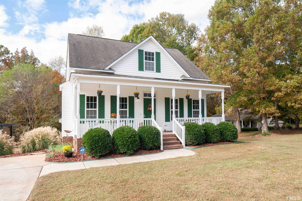 25 Buffalo Creek Dr, Selma, NC 27576 Raleigh Realty