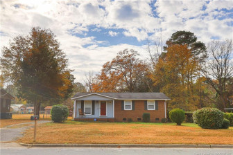 626 Ferrell St Clinton, NC 28328