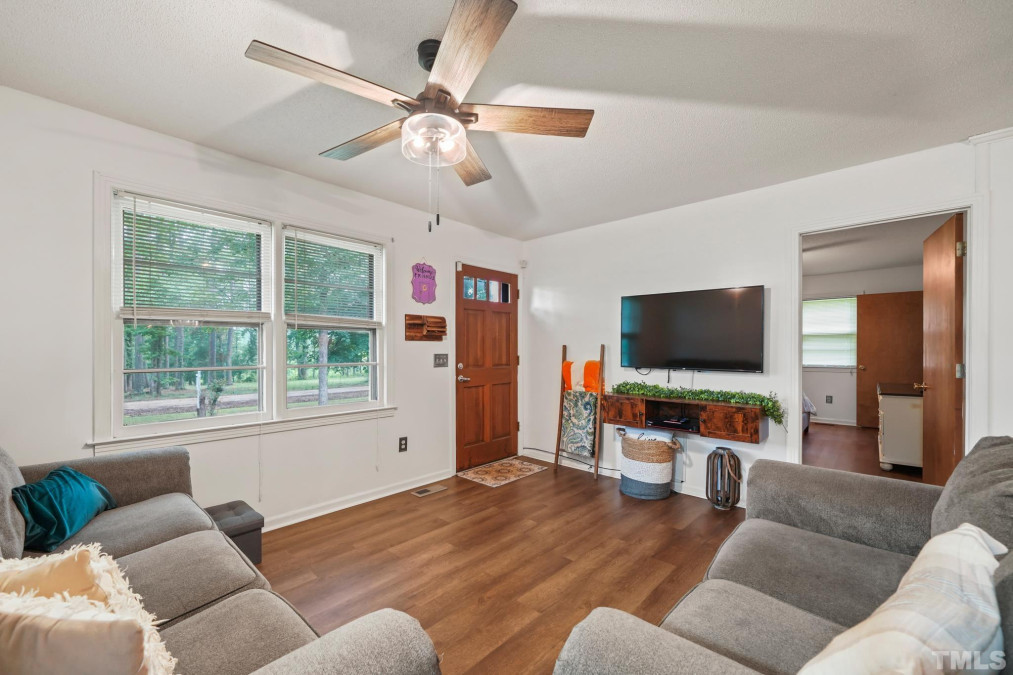 2207 Thomas Kelly Rd, Sanford, NC 27330 Raleigh Realty