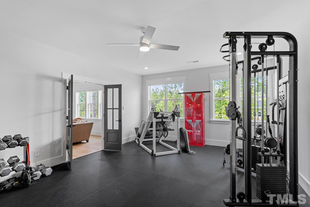 2204 Pierce Creek Cir Wake Forest, NC 27587
