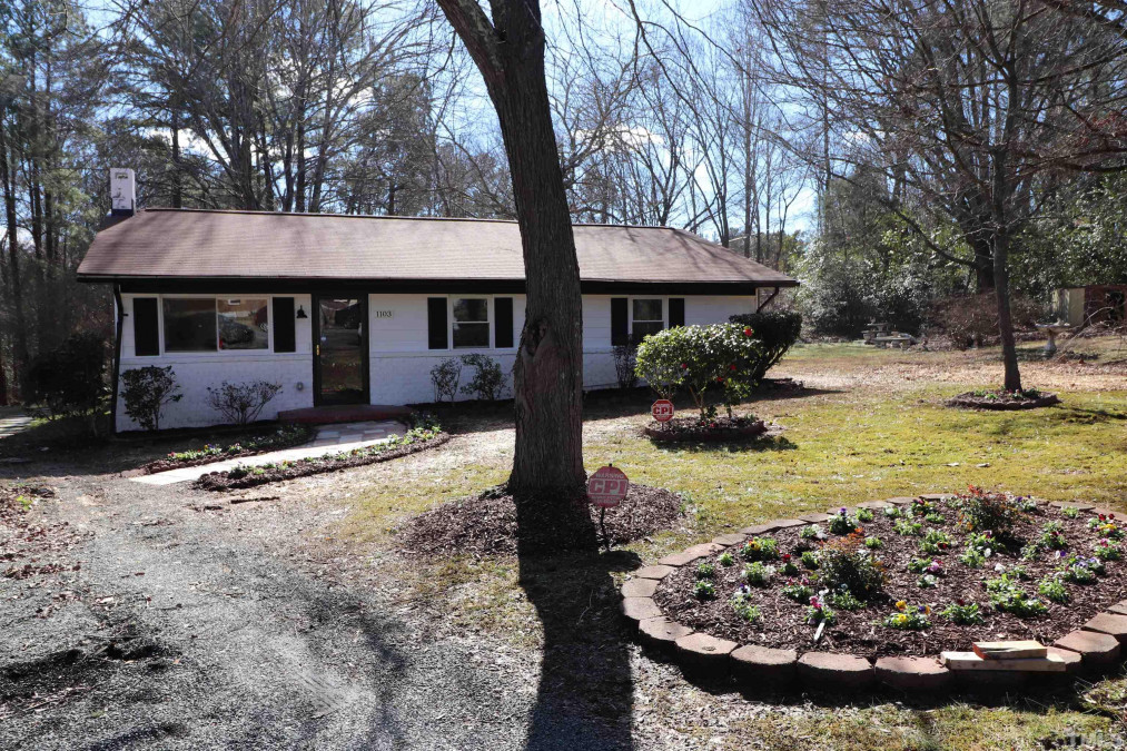 1103 Brenda Ct Chapel Hill, NC 27516