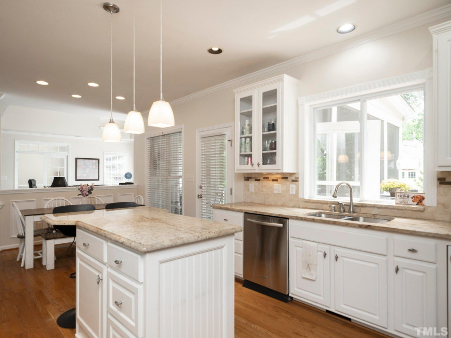1708 Southwell Ct Raleigh, NC 27614