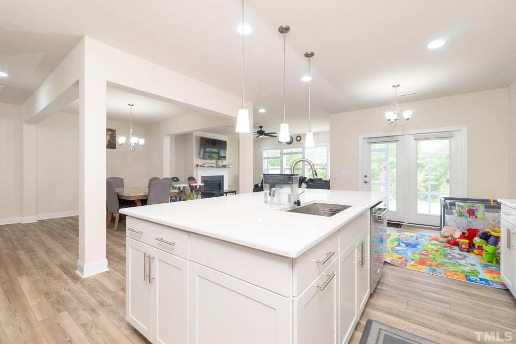 605 Mount Blanc Way Cary, NC 27519