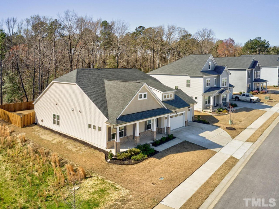 2408 Heathland Farm Dr Fuquay Varina, NC 27526