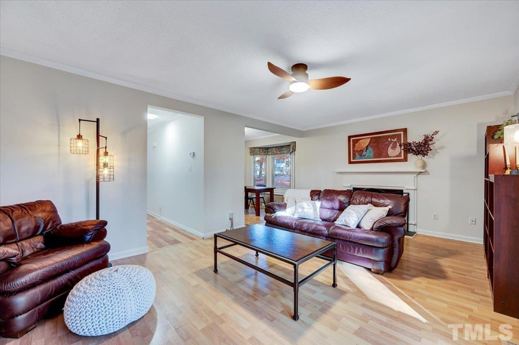 6635 English Ivy Ln Raleigh, NC 27615