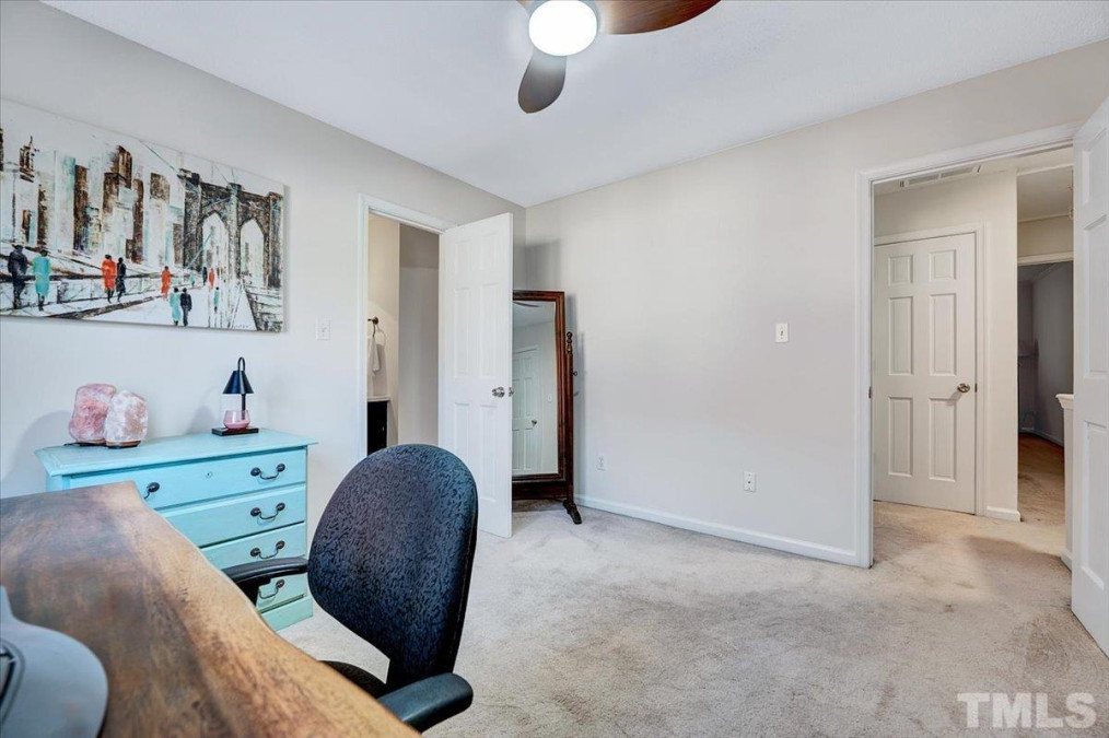 6635 English Ivy Ln Raleigh, NC 27615
