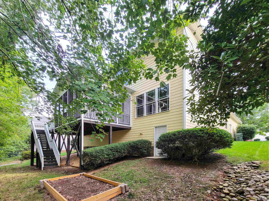 134 Juliet Cary, NC 27513