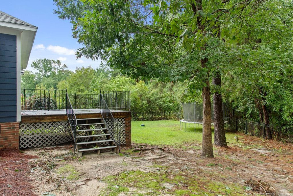 21 Falling Water Rd Spring Lake, NC 28390