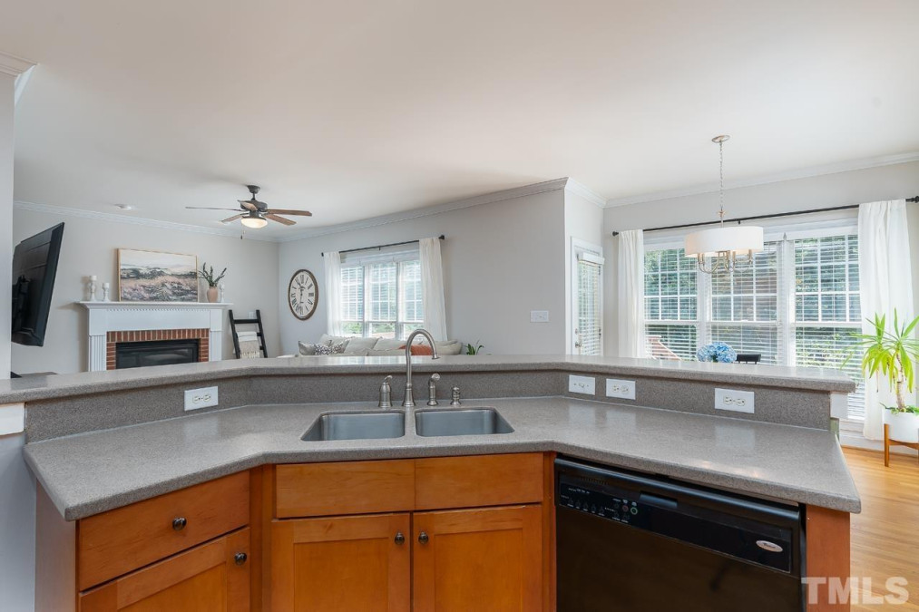 10820 Grassy Creek Pl Raleigh, NC 27614