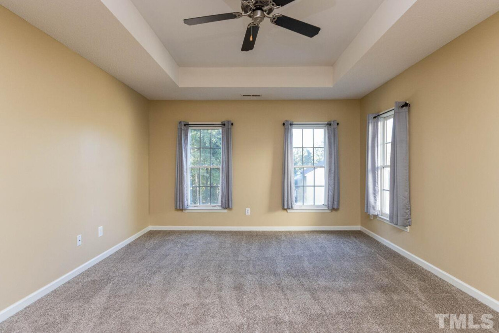 9404 Leslieshire Dr Raleigh, NC 27615