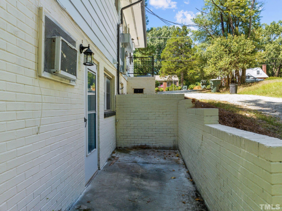 114 Estes Rd Carrboro, NC 27510