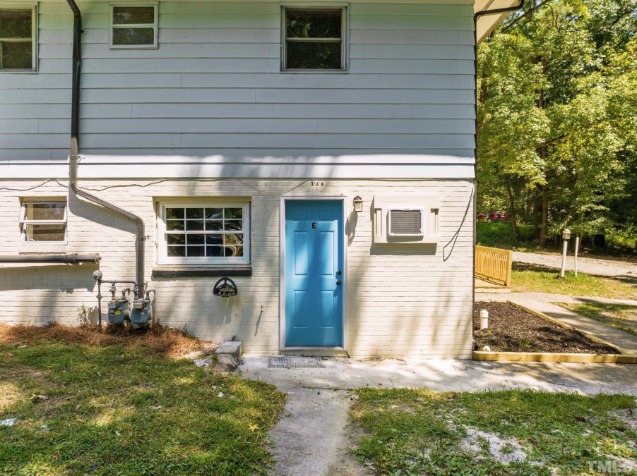 114 Estes Rd Carrboro, NC 27510