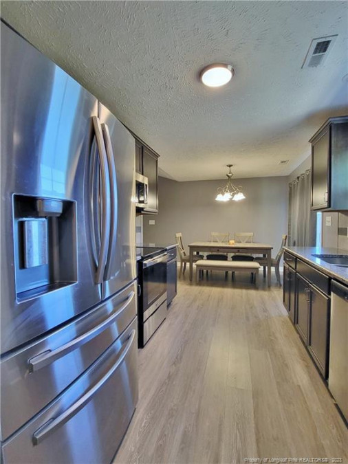 1002 Patina Fayetteville, NC 28301