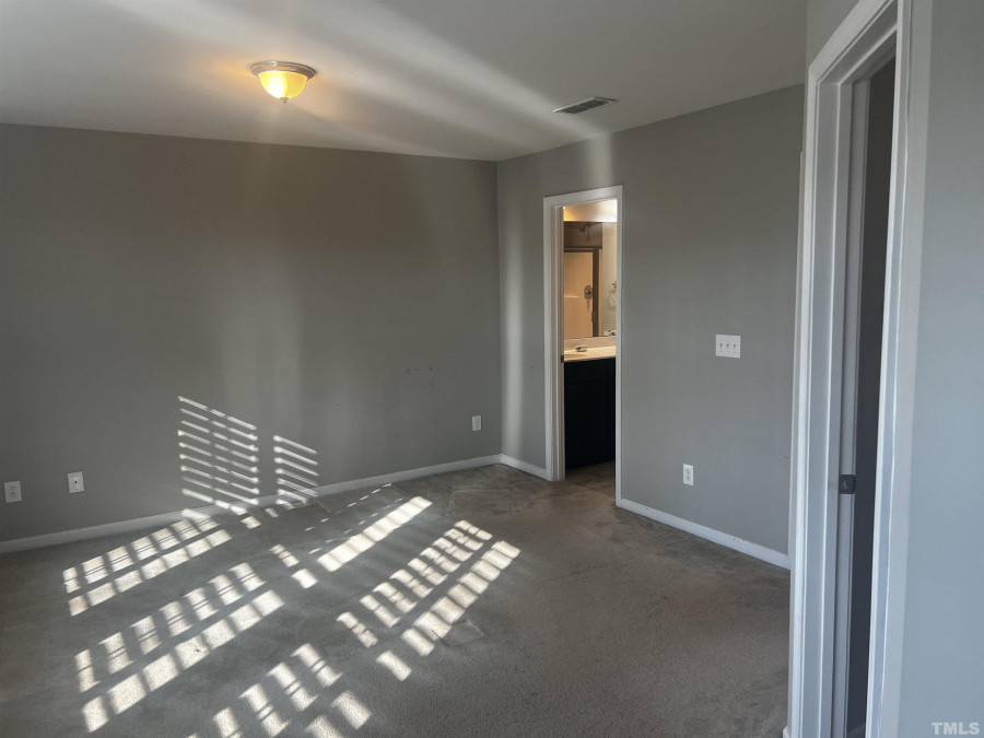 100 River Dell Townes Ave Clayton, NC 27527