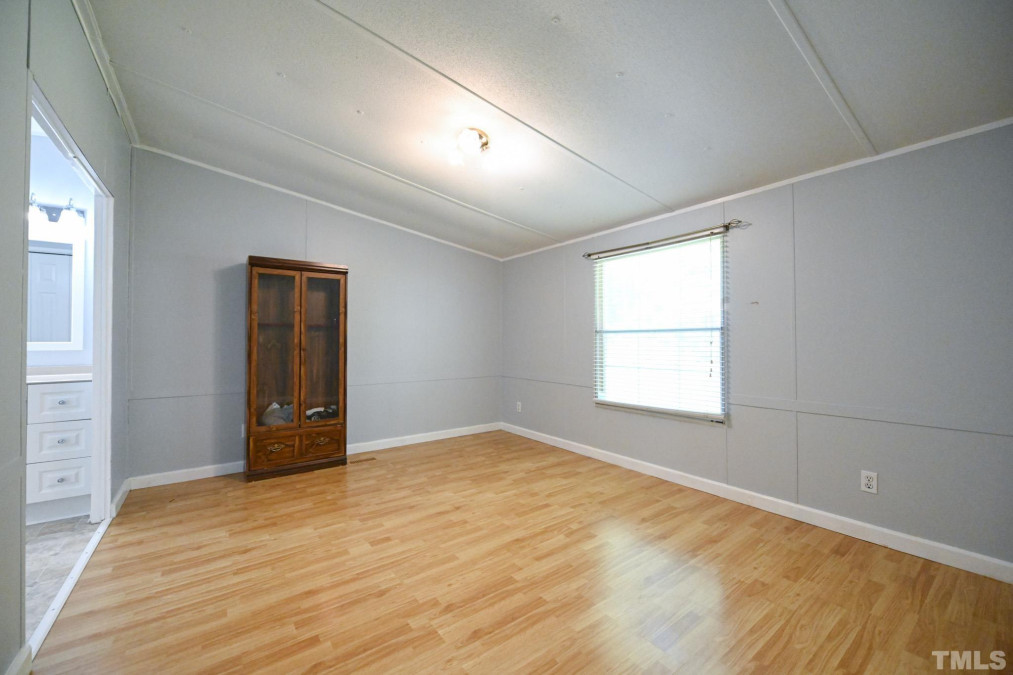 463 Lennie Smith Rd Fuquay Varina, NC 27526