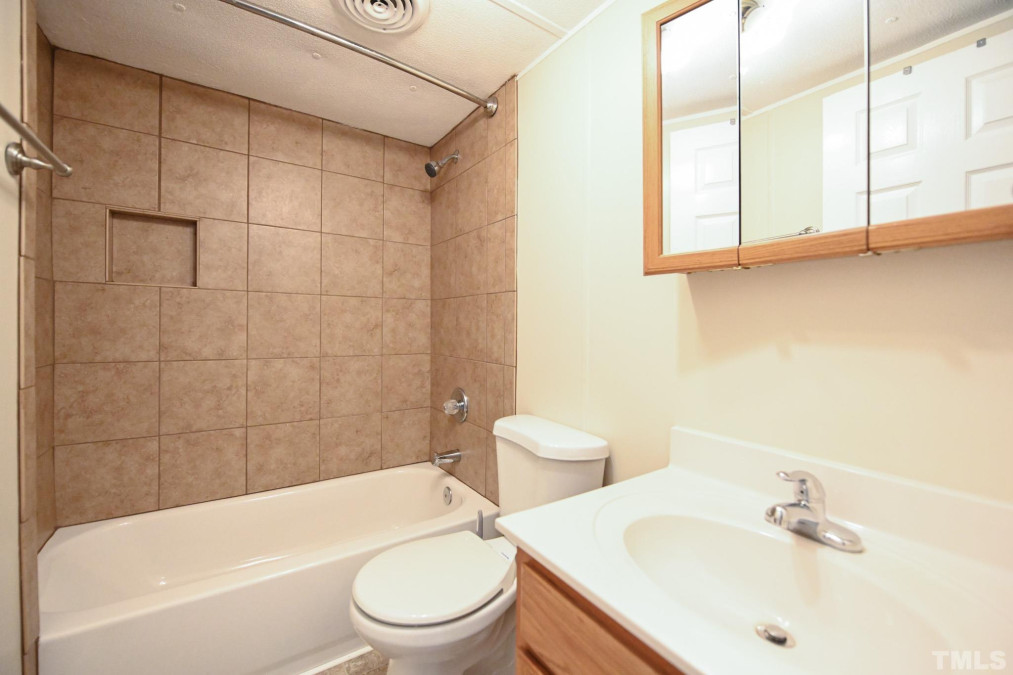 463 Lennie Smith Rd Fuquay Varina, NC 27526