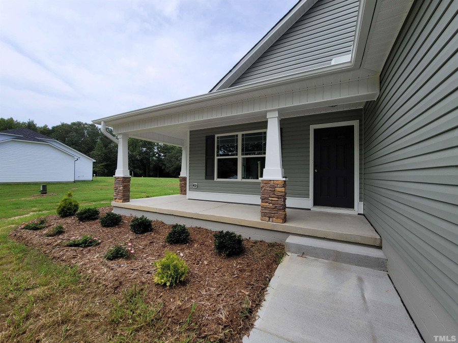 1272 Lee Rd, Clayton, NC 27520 Raleigh Realty