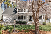 636 St Vincent Dr Holly Springs, NC 27540