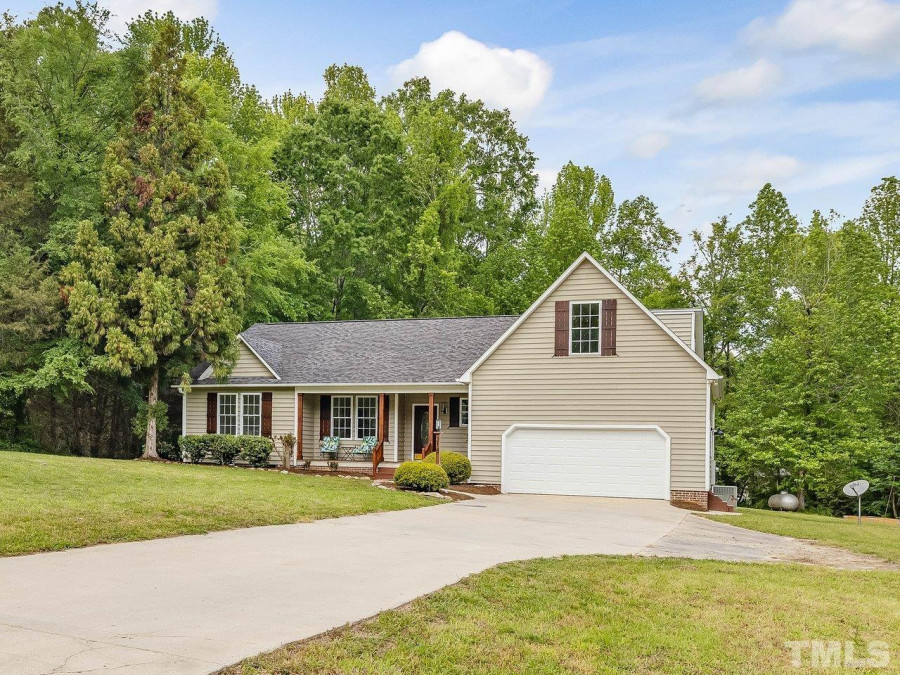 215 Churchwood Dr Pittsboro, NC 27312