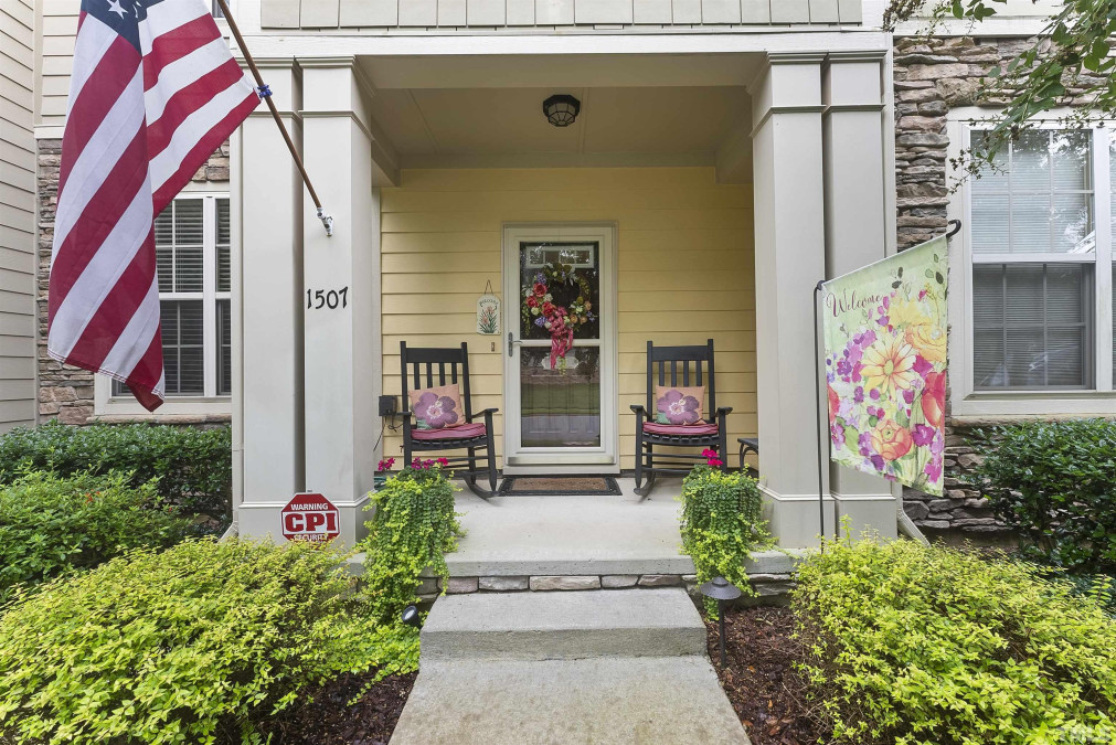1507 Waterland Dr Apex, NC 27502