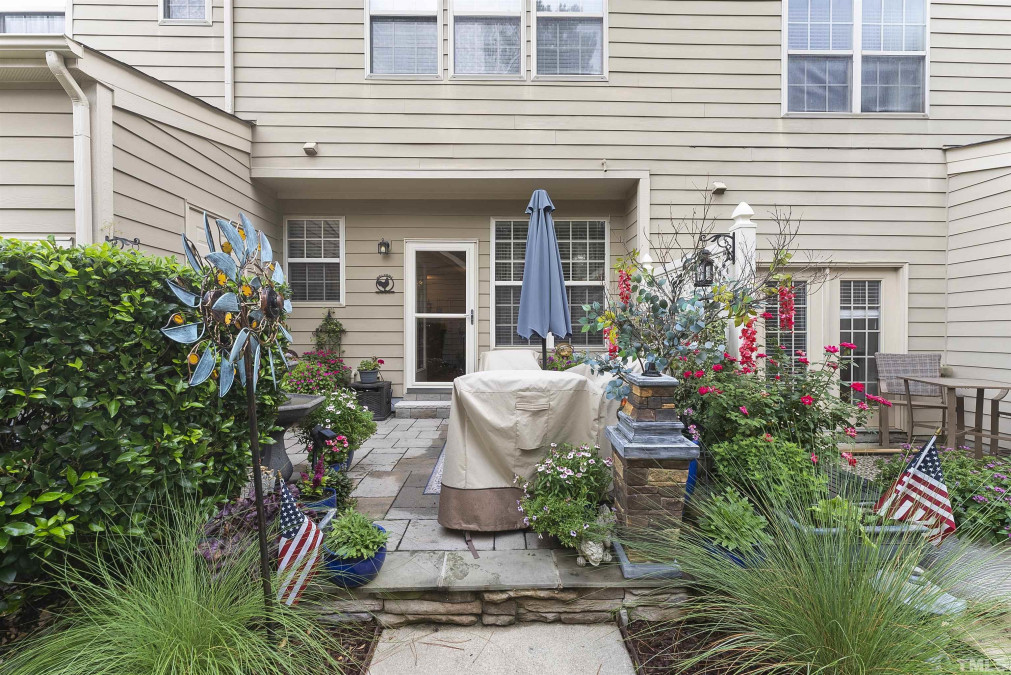 1507 Waterland Dr Apex, NC 27502